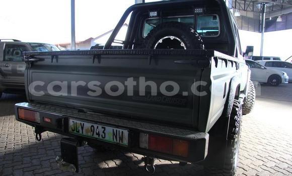 اشتري مستعمل Toyota Land Cruiser Green سيارة في Roma في Maseru اشتري مستعمل Toyota Land Cruiser Green سيارة في Roma في Maseru