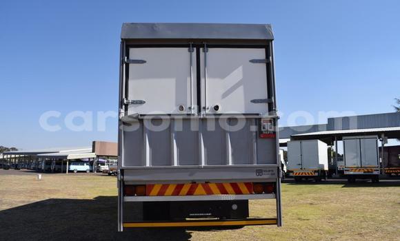 Buy Used Nissan UD White Truck in Maputsoa in Leribe Buy Used Nissan UD White Truck in Maputsoa in Leribe