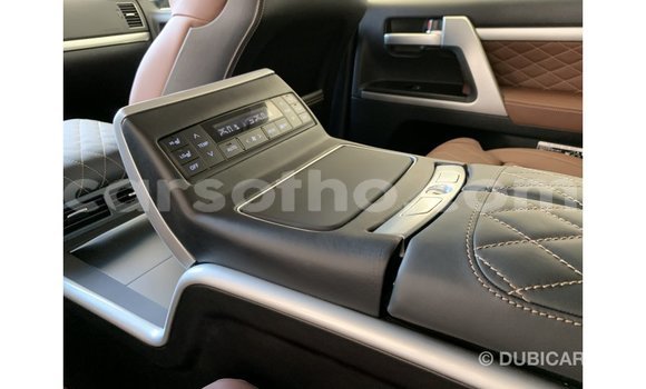 اشتري Imported Toyota Land Cruiser Black سيارة في Import - Dubai في Maseru اشتري Imported Toyota Land Cruiser Black سيارة في Import - Dubai في Maseru