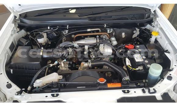 Sayi Na hannu Isuzu KB White Mota in Maputsoa a Leribe Sayi Na hannu Isuzu KB White Mota in Maputsoa a Leribe