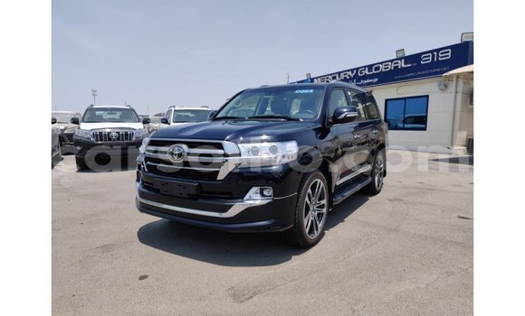 اشتري Imported Toyota Land Cruiser Black سيارة في Import - Dubai في Maseru اشتري Imported Toyota Land Cruiser Black سيارة في Import - Dubai في Maseru