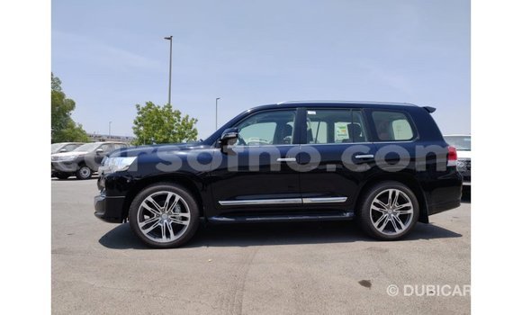 اشتري Imported Toyota Land Cruiser Black سيارة في Import - Dubai في Maseru اشتري Imported Toyota Land Cruiser Black سيارة في Import - Dubai في Maseru