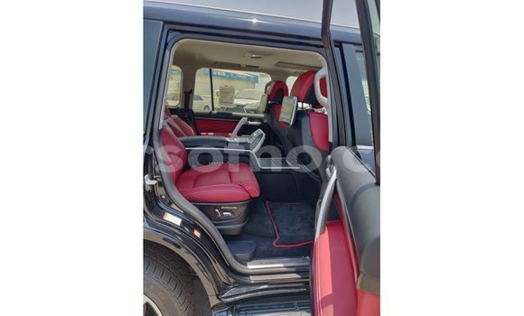 اشتري Imported Toyota Land Cruiser Black سيارة في Import - Dubai في Maseru اشتري Imported Toyota Land Cruiser Black سيارة في Import - Dubai في Maseru