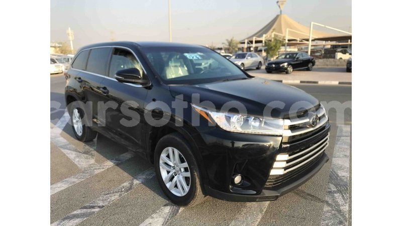 Big with watermark toyota highlander maseru import dubai 13071