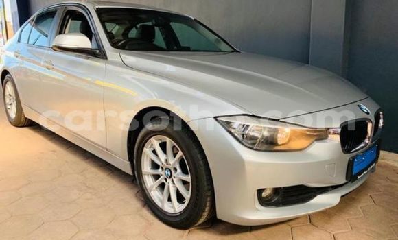 Sayi Na hannu BMW 3–Series Silver Mota in Maputsoa a Leribe Sayi Na hannu BMW 3–Series Silver Mota in Maputsoa a Leribe